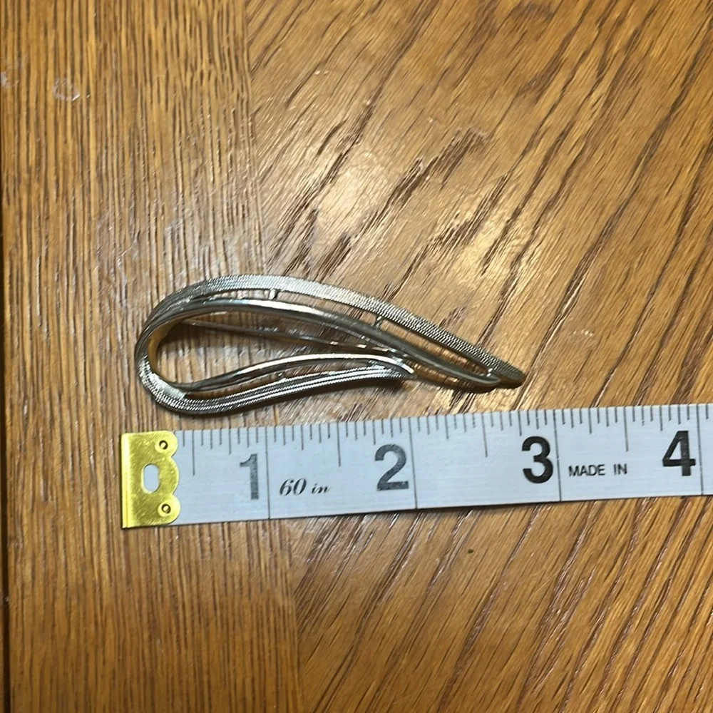 ✨ 3/$15 ✨ Sarah Coventry Silver Toned Mid Century Brooch